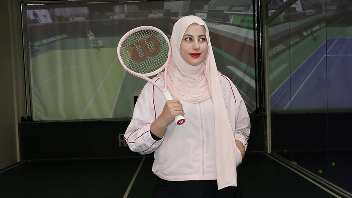 Get The Look: Inspirasi Outfit Olahraga Hijab yang Nyaman ala Tasyi Athasyia