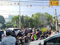 Kondisi Pejompongan Sekitar Rel KA Pagi Ini, Masih Ada Massa