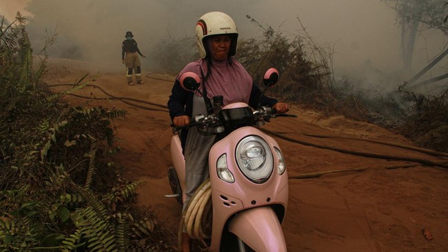 Dalam upaya Penanggulangan kebakaran hutan dan lahan (karhutla) di Kalimantan Tengah sebanyak 10.700 personel gabungan dikerahkan.