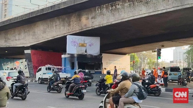 Polda Ungkap Kondisi Poslantas di Flyover Slipi Pascaricuh 27 Agustus