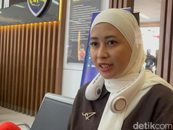 Selebgram Ratu Felisha Datangi Polda Jatim di Kasus Arisan Bodong
