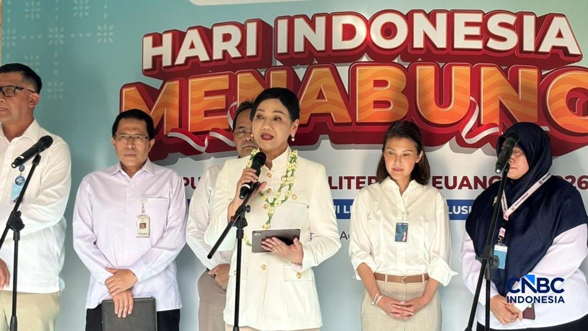 Bos OJK Kasih Pesan-Tips Menabung ke Siswa Sekolah Rakyat di Bekasi