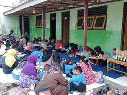 TK Karangpuri Sidoarjo Dibongkar karena Lapuk, Siswa Dipindah ke Balai Desa