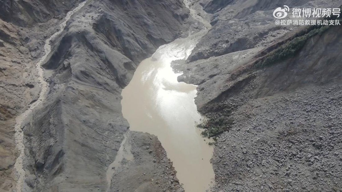 Korban Tewas Capai 682 Orang, Nepal-Tibet Masih Dihantui Banjir Besar