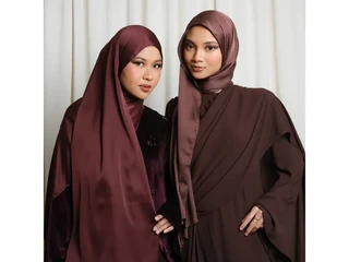 Pashmina Silk Gampang Melorot? Ini Cara Styling yang Benar Biar Tetap Rapi
