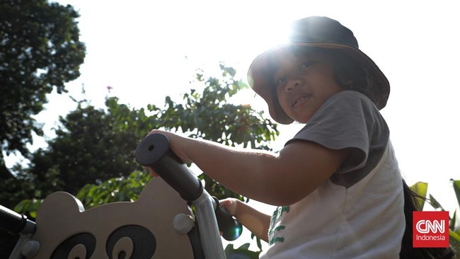 Cuaca Panas Hantui Ruang Bermain Anak