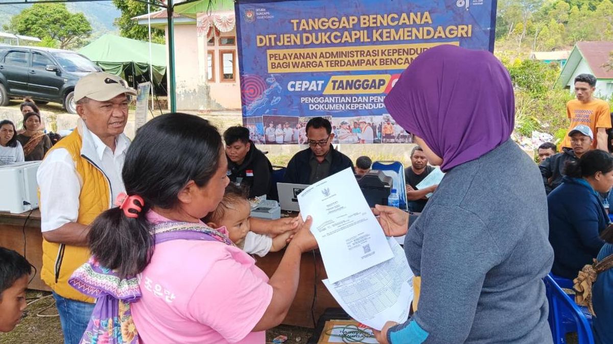 Ditjen Dukcapil Tuntaskan Urusan Adminduk Warga Manggarai NTT