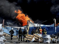 Serangan Drone Rusia Picu Ledakan di Gudang Dekat Kyiv, 27 Tewas