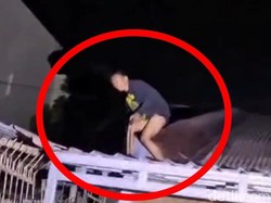 Video Anggota Geng Motor Ngumpet di Atap Rumah Hindari Kejaran Polisi