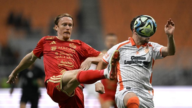 Persija meraih kemenangan penting 4-0 atas Brisbane Roar dalam laga pramusim setelah menggelar peluncuran tim di Jakarta International Stadium (JIS).