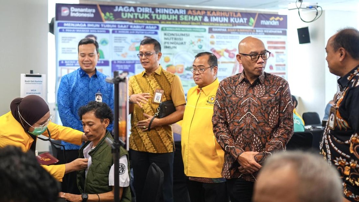Bank Mandiri Salurkan Bantuan Kesehatan pada 28.000 Korban Kabut Asap
