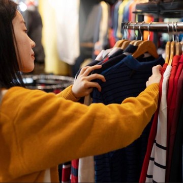 7 Cara Menghindari Terkena Kutu pada Pakaian Thrifting, Jangan Langsung Dipakai!