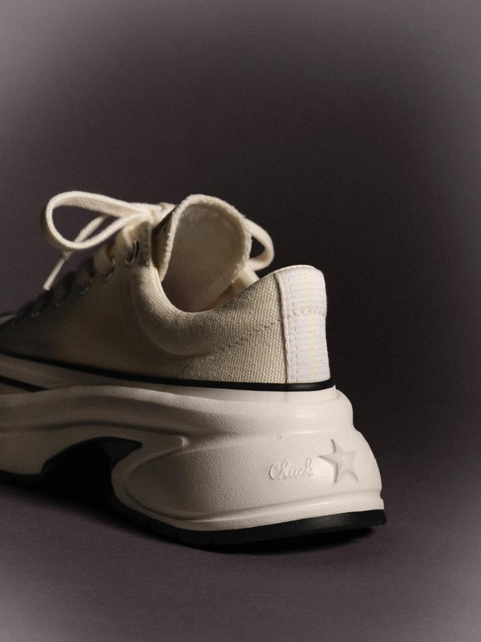 Converse x Karina aespa