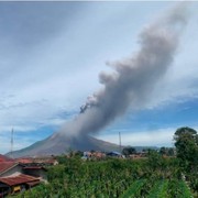 4 Fakta Gunung Sinabung yang Meletus Senin Pagi Ini