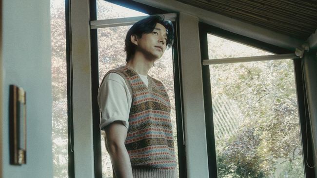 Gong Yoo untuk glam photo The Trunk (2024)
