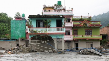 Bagaimana Rumah Viral di Nepal Selamat dari Amukan Banjir Bandang?