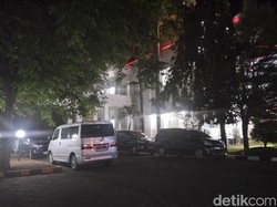 Tim KPK Malam-malam Datangi Kantor Pemkot Bima, Ada Apa?