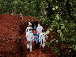 Ratusan Korban Banjir Tanpa Identitas di Nepal Dimakamkan Massal