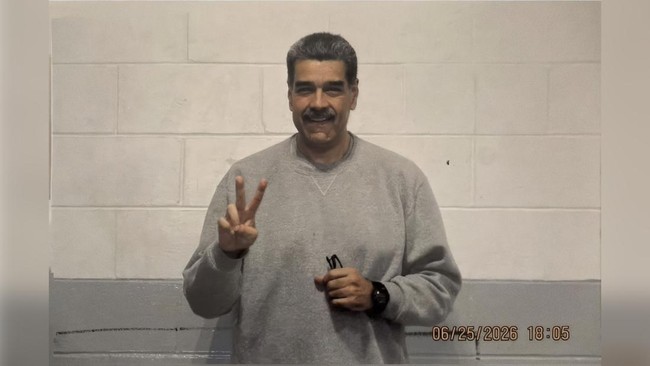 Mantan Presiden Venezuela, Nicolas Maduro, membagikan foto dirinya untuk pertama kalinya sejak dia ditangkap