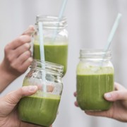 Polusi Udara Tinggi, Ini 3 Minuman yang Bantu Jaga Kesehatan Menurut Ahli