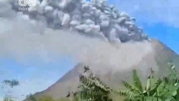 thumbnail video gunung sinabung erupsi