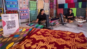 PT Bank Rakyat Indonesia (Persero) Tbk atau BRI mencatatkan pertumbuhan portofolio kredit usaha mikro, kecil, dan menengah (UMKM) mencapai Rp1.235,4 triliun, meningkat 8,6 persen secara year-on-year (YoY) pada akhir triwulan II tahun 2026.