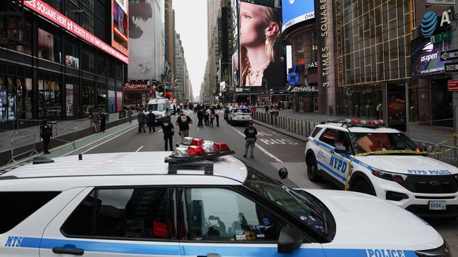Penikaman Massal di Times Square New York AS
