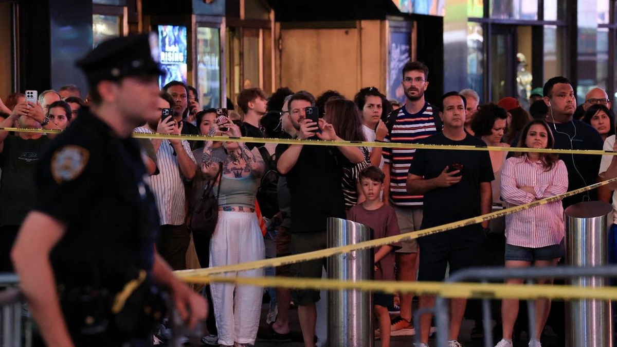 FOTO: TKP Penikaman Gegerkan Kawasan Times Square New York