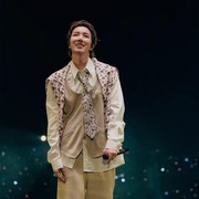 Simak Gaya Kece j-hope Selama BTS WORLD TOUR 'ARIRANG', Mana Favoritmu?