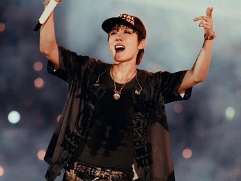 Rangkaian world tour di Amerika Serikat tersebut pun tak berhenti di situ karena masih akan berlanjut ke Los Angeles. Tak main-main, grup K-Pop beranggotakan tujuh orang satu ini akan tampil pada 1-2 dan 5-6 September 2026. / Foto: instagram.com/uarmyhope