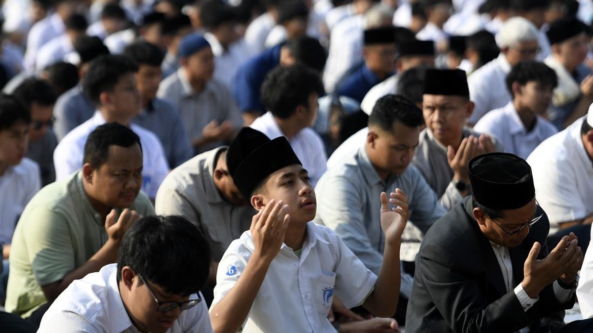 Masjid Al-Azhar Jakarta Gelar Salat Istisqa Mohon Hujan