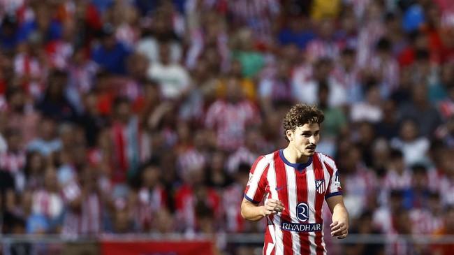 Soccer Football - LaLiga - Atletico Madrid v Villarreal - Riyadh Air Metropolitano, Madrid, Spain - August 23, 2026 Atletico Madrid's Julian Alvarez REUTERS/Thomas Peter