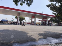 Viral Ambulans Ramai-ramai Geruduk SPBU di Sukoharjo Usai Ditolak Beli Pertalite