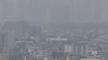 Kabut Asap Karhutla Kalimantan Selimuti Manila, Kualitas Udara Memburuk