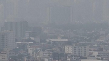 Kabut Asap Karhutla Kalimantan Bekap Manila, Kualitas Udara Memburuk
