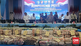Kapal Fuchangxing dicegat di Anambas dengan 800 kg ketamin. Pencegatan kapal itu buah pengembangan kasus penyelundupan narkoba Kapal King Sun.