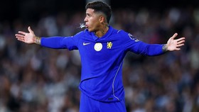 Enzo Fernandez mengatakan mencintai Chelsea setelah pindah ke Manchester City.