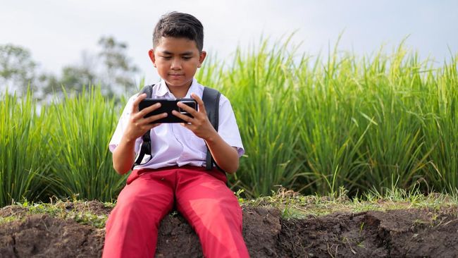 Larangan Penggunaan HP di Sekolah, Benarkah Bikin Anak Lebih Fokus? Ini Kata Studi