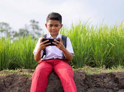 Larangan Penggunaan HP di Sekolah, Benarkah Bikin Anak Lebih Fokus? Ini Kata Studi