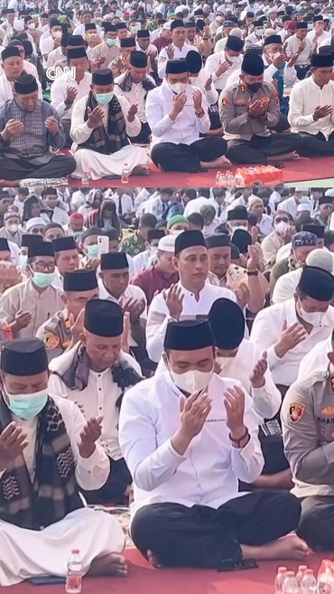 Karhutla Meluas, Ratusan Warga Kalimantan Gelar Salat Istisqa