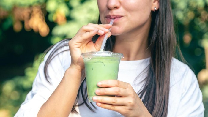 5 Minuman yang Menyehatkan Tubuh di Pagi Hari