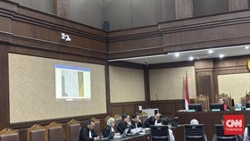 Jaksa KPK Bawa 25 Saksi hingga 382 Barang Bukti di Sidang Bea Cukai