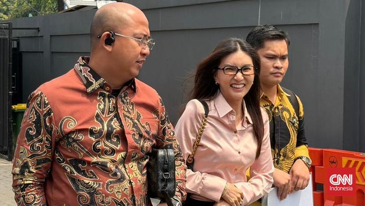 Sarwendah Hadiri Sidang Lanjutan Hak Asuh Anak, Ruben Onsu Diwakili Kuasa Hukum