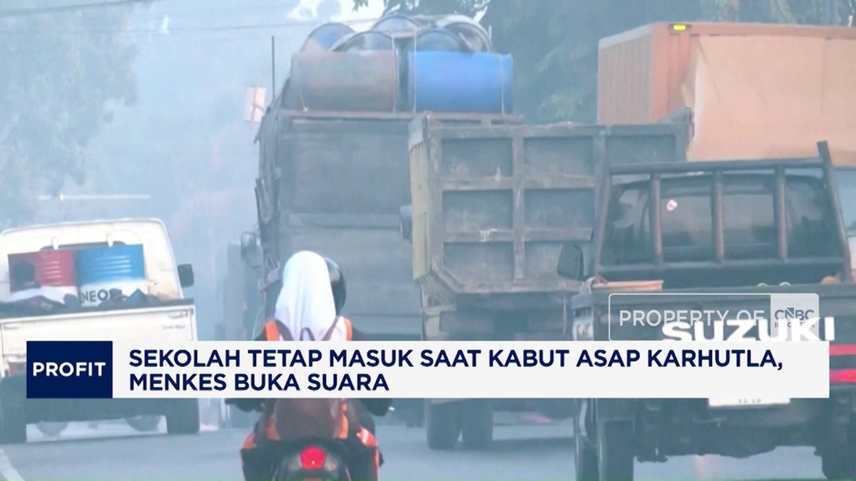 Video: Sekolah Tetap Masuk Saat Kabut Asap Karhutla, Menkes Buka Suara
