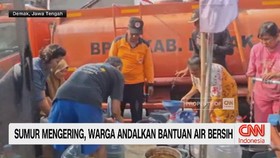 Sumur Mengering, Warga di Demak Andalkan Bantuan Air Bersih