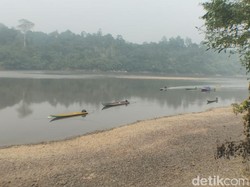 Tolong! Warga Sepanjang Sungai Kayan Bulungan Krisis Air Bersih-Dikepung Asap