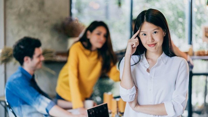 5 Tanda Karyawan Cerdas di Kantor, Kamu Salah Satunya?