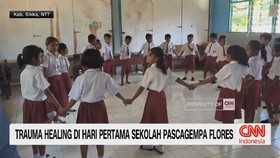 Trauma Healing di Hari Pertama Sekolah Pascagempa Flores