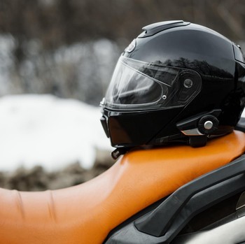 3 Barang yang Wajib Disimpan dalam Jok Motor, Jangan Sampai Tertinggal!