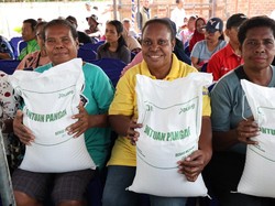 Zulhas: Jangan Sampai Masyarakat Papua Harus Membayar Pangan Lebih Mahal